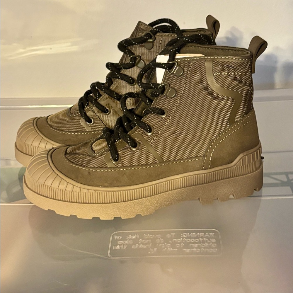 Zara Brown field boots sz 34